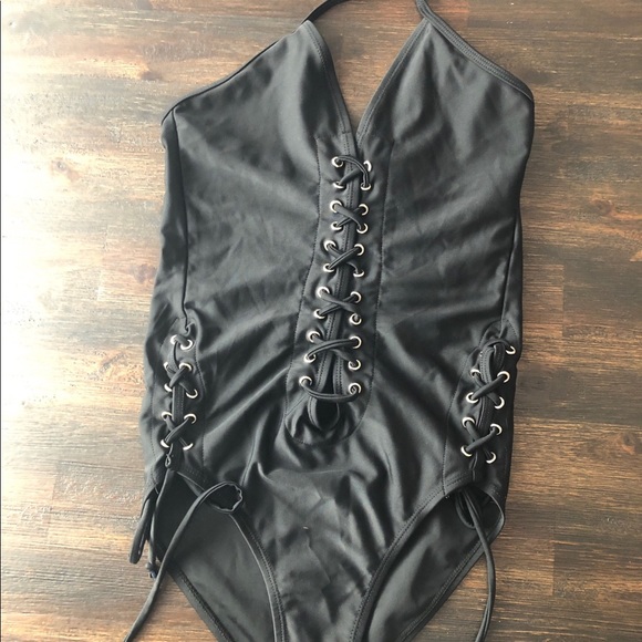 One piece- sexy lace up, side tie bathing suit - Picture 2 of 5